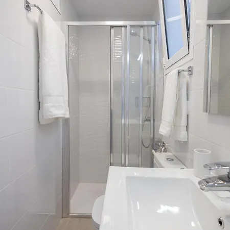 Holiday home Sea Views Private Terrace 2br House Near The *