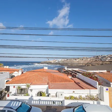 Holiday home Sea Views Private Terrace 2br House Near The Telde