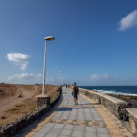 Holiday home Sea Views Private Terrace 2br House Near The Telde